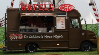 De Wafelbus 2 (Bruin)